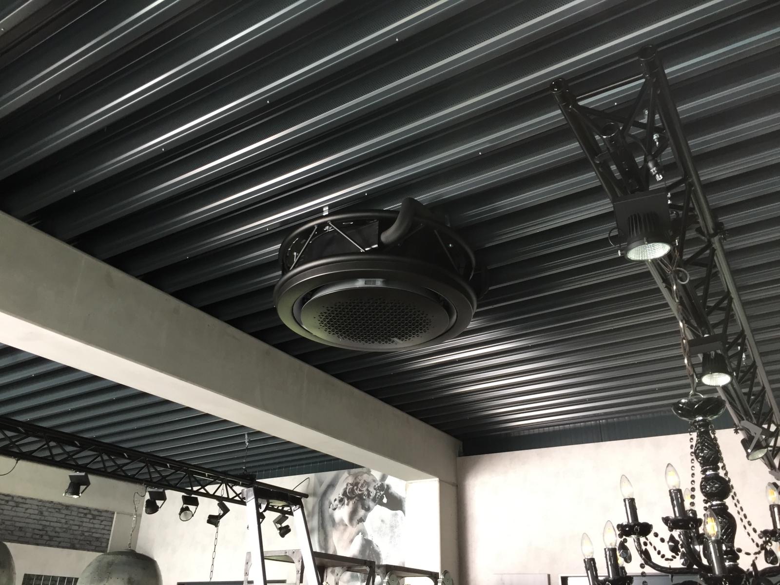 Stylisches Aluminium Aufhängegestell